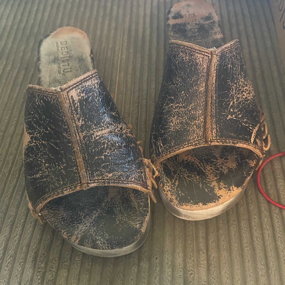 BED|STU Black and Tan Leather Sandals with Distressed Finish